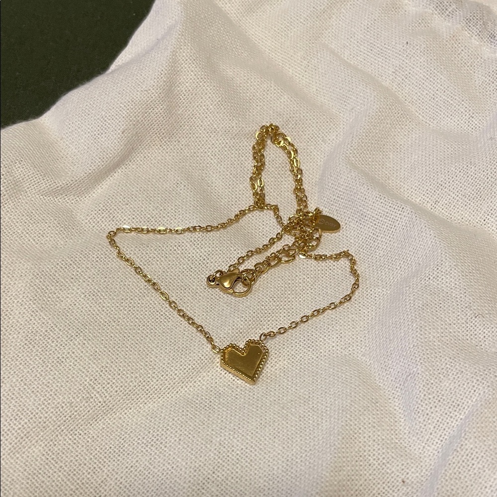 Gold Heart Pendant Necklace